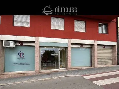 Local comercial en Carrer d'Higini de Ribera