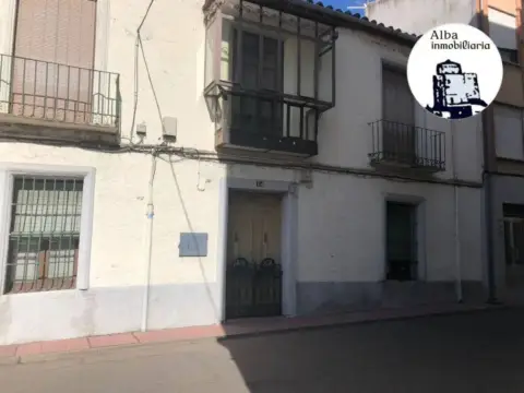 Casa rústica en calle del Espolón
