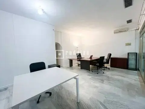 Local comercial en Benalmádena Costa