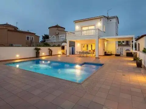 Chalet en Carrer de l'Ebre