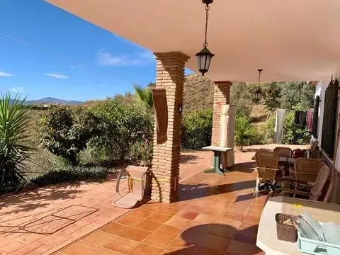 Chalet en Viñuela
