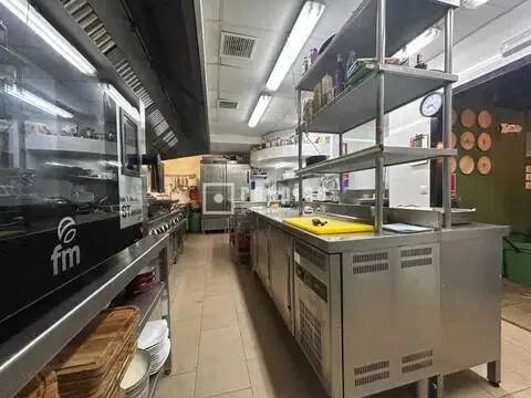 Local comercial en La Carihuela