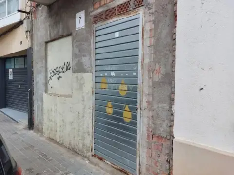 Local comercial en Carrer de Fiveller