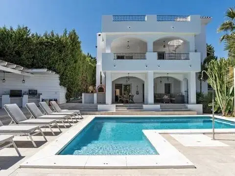 Chalet en Nueva Andalucía-Centro