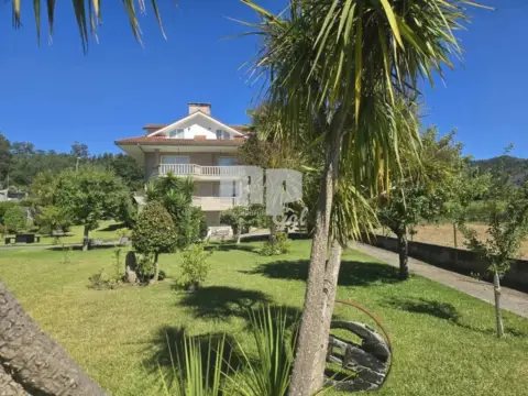 Chalet en Camino Rio de Barxa