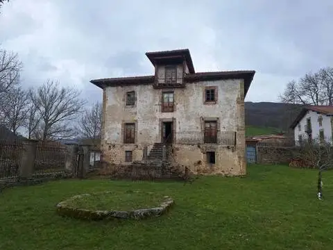 Chalet en Poblado de Bárcenas de Espinosa