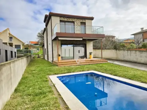 Chalet en Matamá-Beade-Bembrive-Valadares-Zamáns