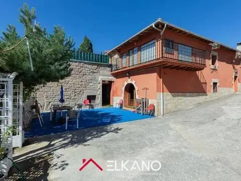 Chalet en calle Lugar Ahedo de Las Pueblas, 45