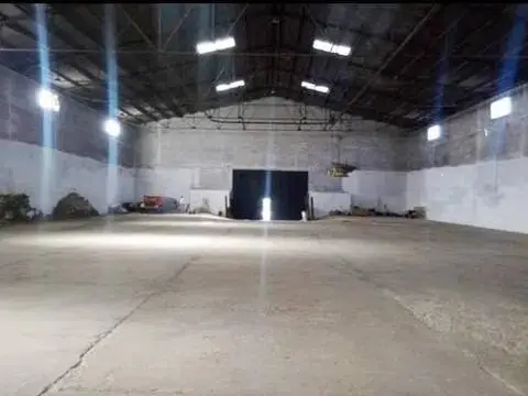 Nave industrial en Mairena del Alcor