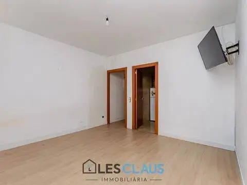 Piso en La Salut-Lloreda-Sistrells