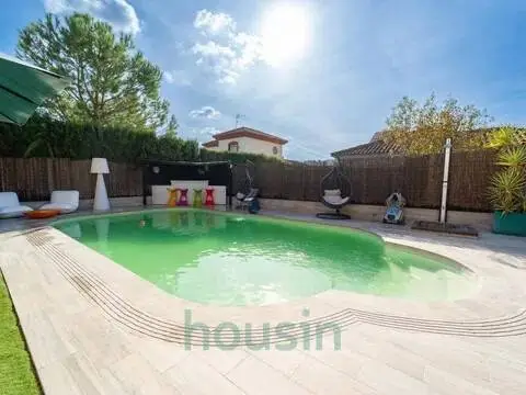 Chalet en Entrenúcleos