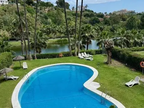 Piso en Urbanización El Herrojo