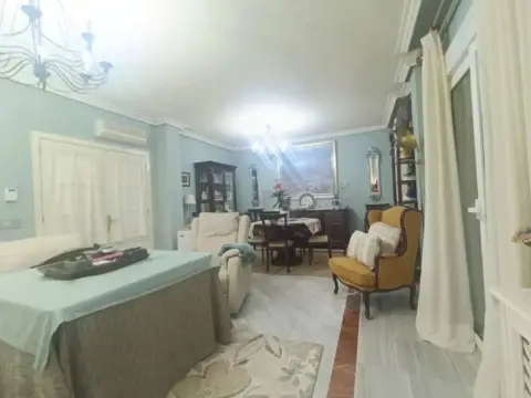 Chalet en calle de los Nardos