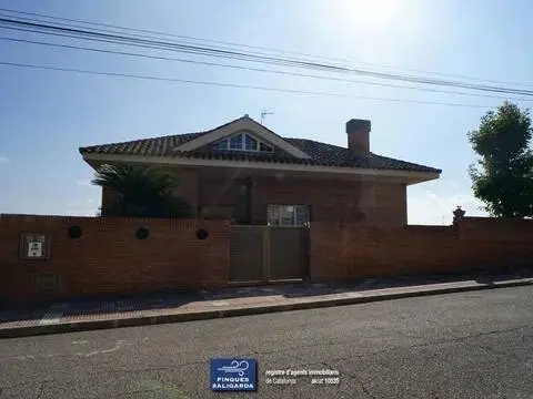 Chalet en Canovelles