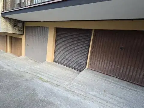 Garaje en Egia