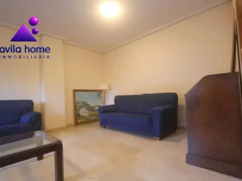 Casa adosada en Encarnación