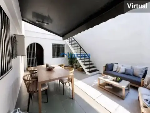 Chalet en Carlos Haya