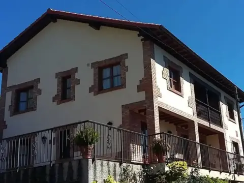 Piso en calle Aldea Canales, 21