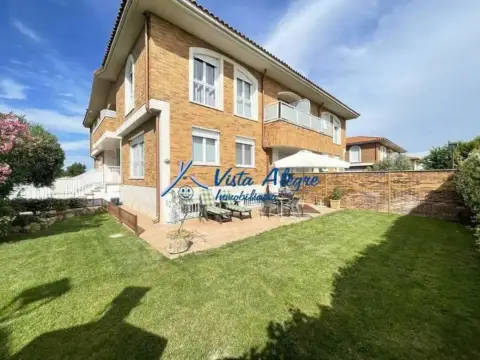 Chalet en Zarratón