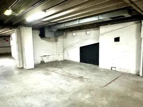 Garaje en calle de Oñón