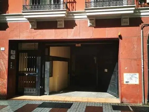 Garaje en calle Carretería