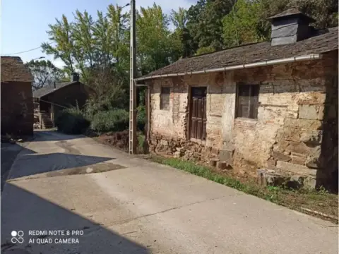Chalet en Arganza