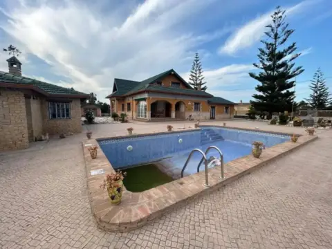 Casa rústica en Catral