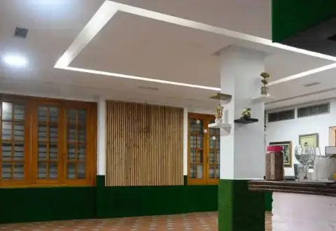 Local comercial en Carrer de les Roses