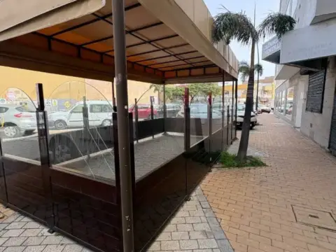 Local comercial en calle Albeniz