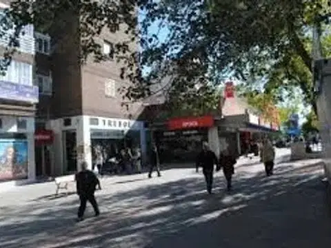 Local comercial en Gran Vía del Escultor Francisco Salzillo