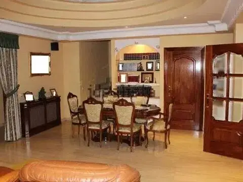 Casa adosada en calle de Albala