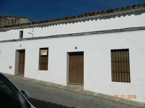 Casa rústica en calle Santa Ana