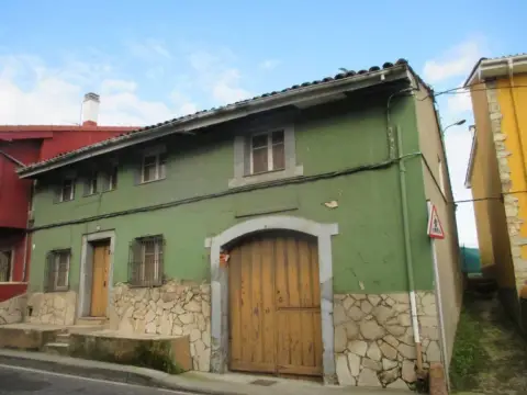 Chalet en Villalegre-La Luz