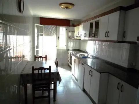 Piso en Cacabelos