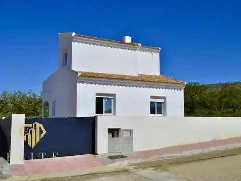 Chalet en Abejuela