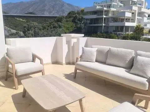Piso en Los Naranjos-Las Brisas