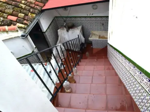 Chalet en Fuentes de León