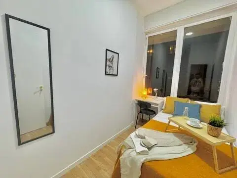 Habitación en calle Condes de Barcelona