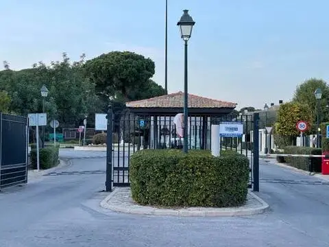 Terreno en calle Laurel