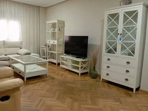 Piso en calle del Carmen