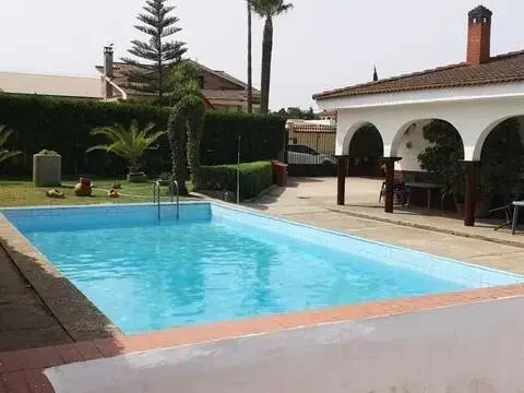 Chalet en Los Merinales