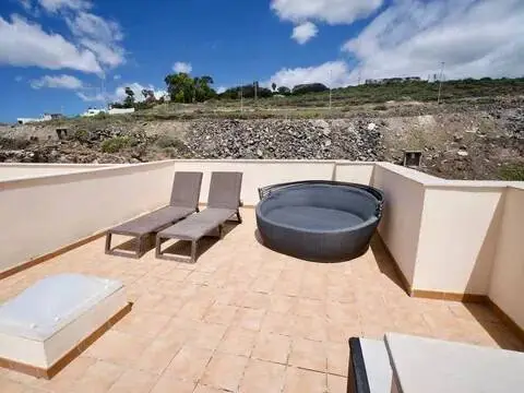 Piso en Chayofa