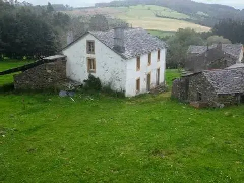 Casa rústica en calle Vilarnovo, 8