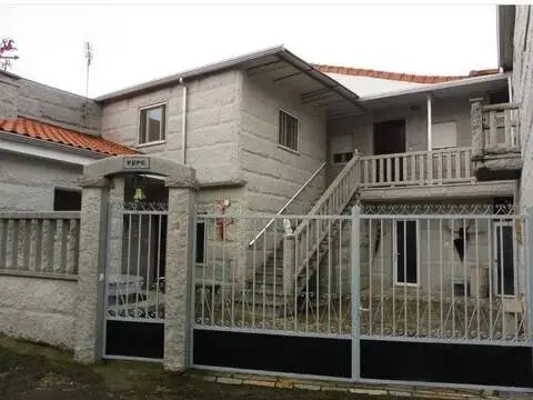 Chalet en A Bemposta (Vilardevós)