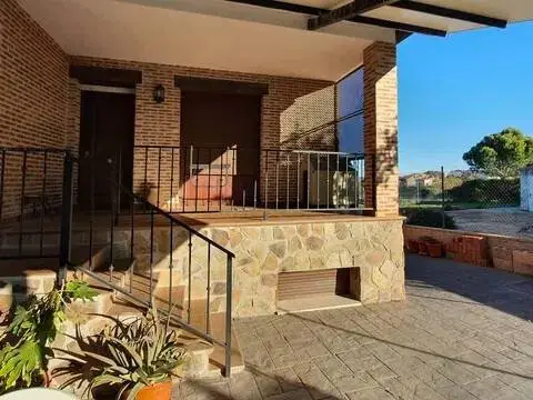 Chalet en calle Río Ablanquejo