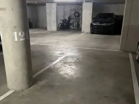 Garaje en calle de Francisco Martínez Soria