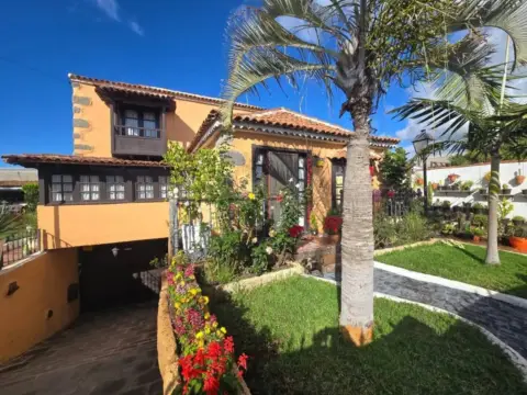 Chalet en Arona
