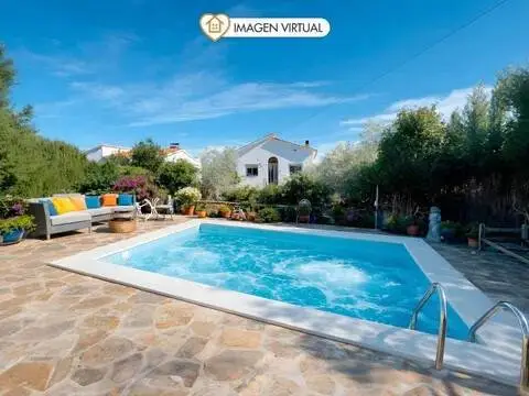 Chalet en Sant Esteve Sesrovires
