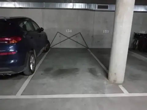 Garaje en calle de Francisco Martínez Soria