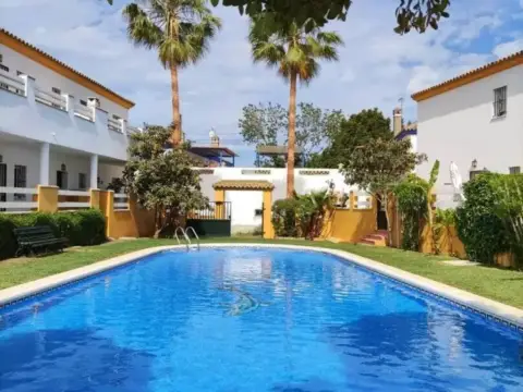 Chalet en calle Avenida 28 de Febrero, 70